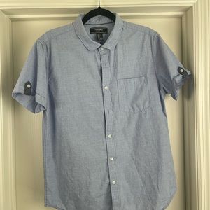 Forever 21, short sleeve casual button up shirt